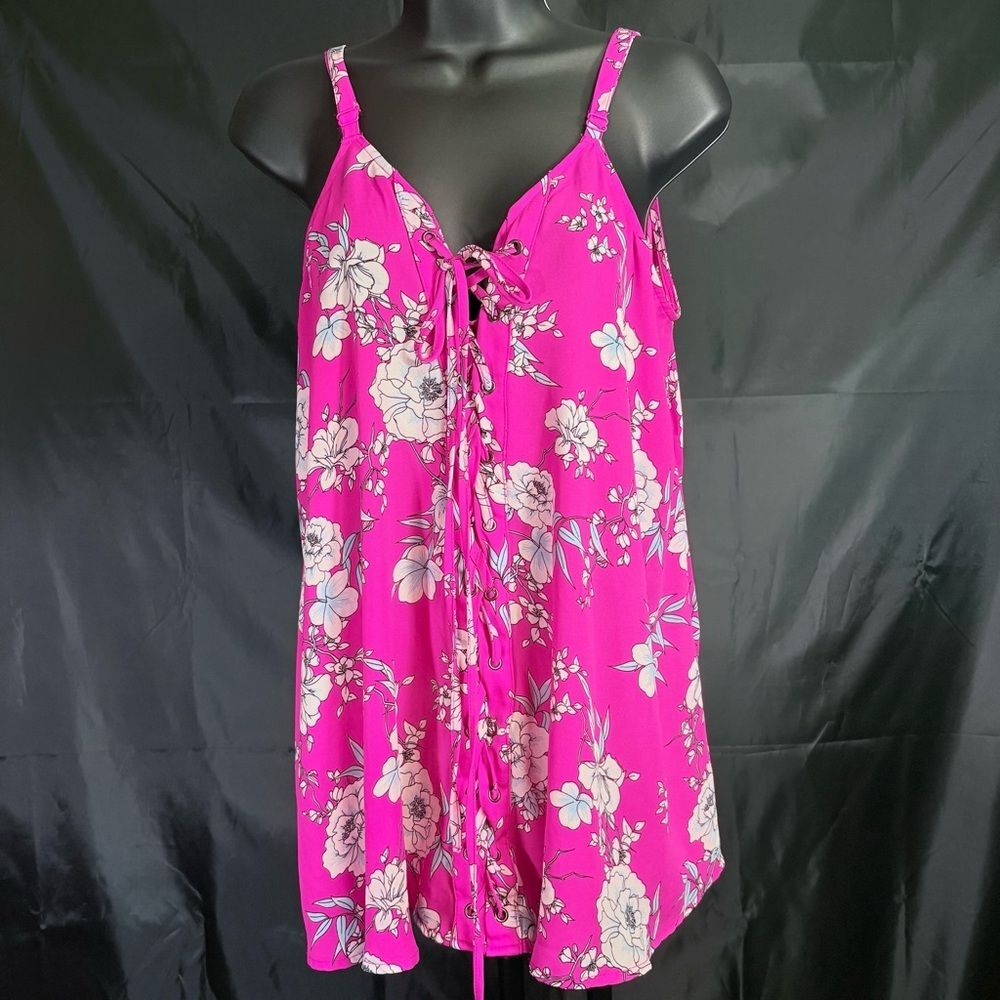 Torrid Floral Pink Camisole Top Sz 0 / L-12 - Picture 2 of 12